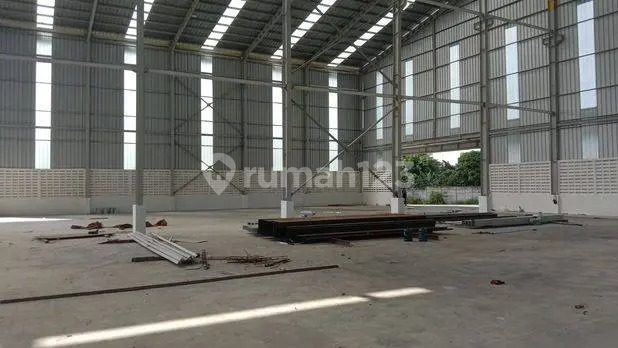 For Rent: Spacious Warehouse 6,720m² in Kutabumi Area, Tangerang, Close to the Airport For Rent: Spacious Warehouse 6,720m² in Kutabumi Area, Tangerang, Close to the Airport
