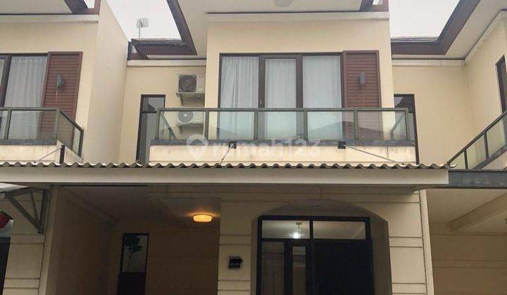 Dijual Rumah Di Lavon Swancity, Tangerang 1