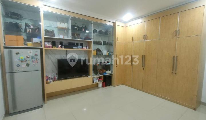 Dijual Rumah di Green Lake City, Jakarta Barat 2