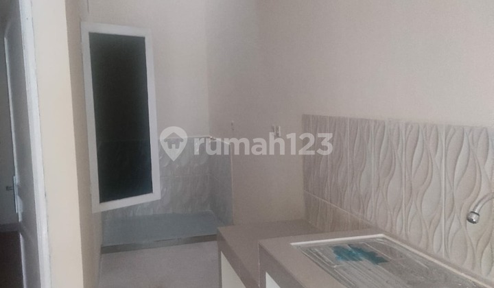 Dijual Rumah di Taman Royal 6x16, Tangerang 2