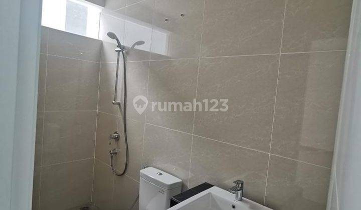 Dijual Rumah Baru 3kt 3km Hadap Selatan di Riviera Metland Puri  2