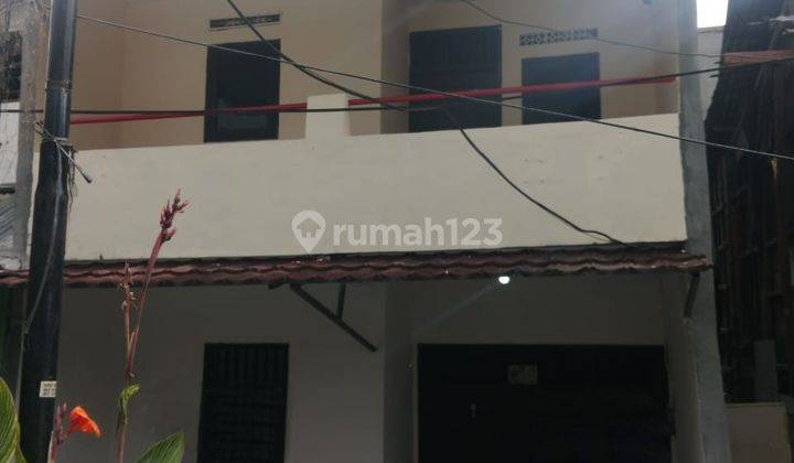 Dijual Rumah SHM 2lt 3kt 1km di Tanjung Duren Utara Jakarta 1