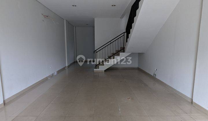 Disewakan Ruko 3lt + 1basement Bisa Gandeng di Meruya, Kembangan 2