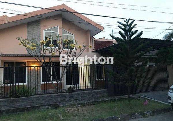 rumah mewah siap huni lokasi sangat strategis 1