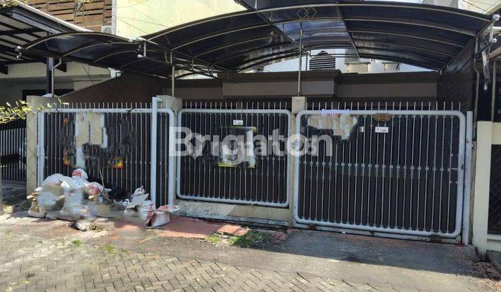 Rumah siap huni lokasi sangat strategis dan komersial 1