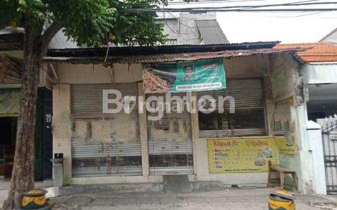 Rumah siap bangun usaha lokasi sangat strategis dan komersial 1