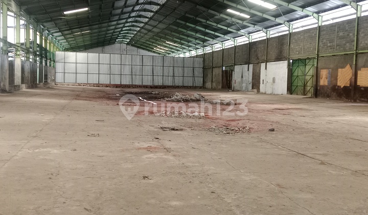 Gudang Siap Huni Lokasi Sangat Strategis