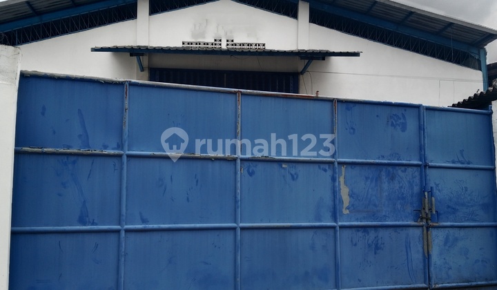 Warehouse Ready to Live In, Very Strategic Location