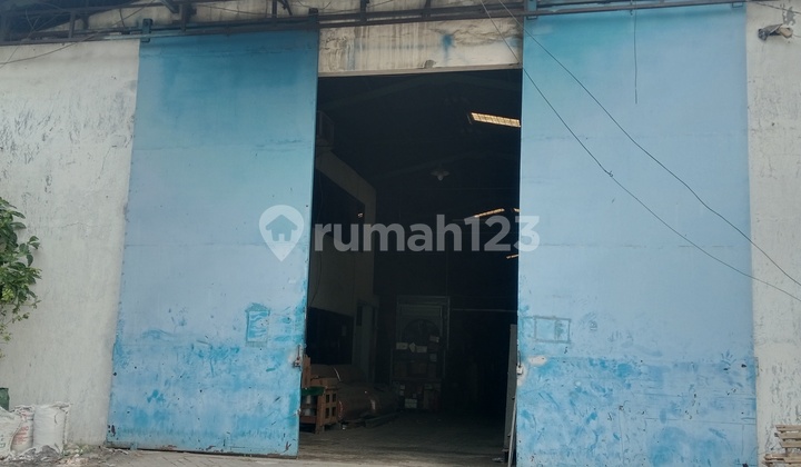 Ready-to-Live Warehouse Strategically Located in Samgaf Ready-to-Live Warehouse Strategically Located in Samgaf