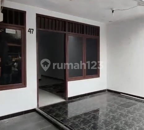 Rumah Siap Huni Lokasi Sangat Strategis 2