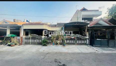 Rumah siap huni lokasi sangat strategis dan komersial 1