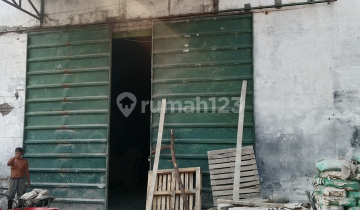 Ready-to-Occupy Warehouse in a Very Strategic Location