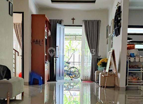 Rumah Cantik Siap Huni Di Melia Graha Raya Full Renov 2,5 Lantai 2