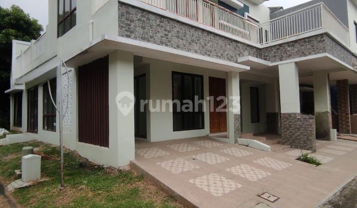Rumah Hoek 2 lantai sudah renovasi di Discovery Bintaro  1