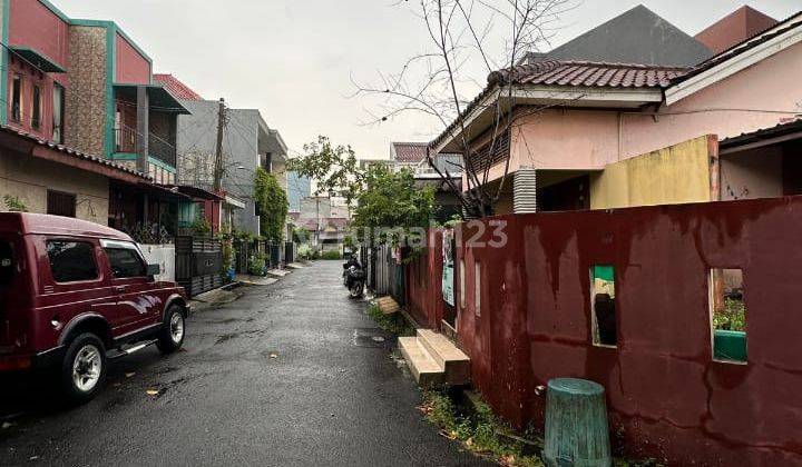 Rumah Hoek Luas  Murah Di Duta Bintaro 1