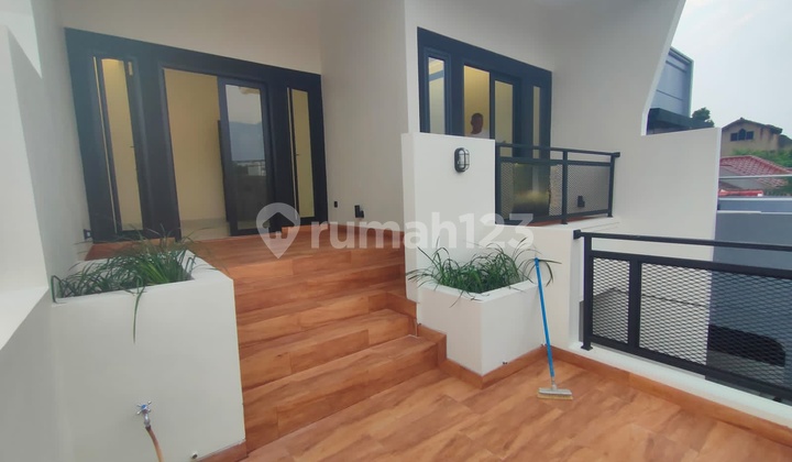 Rumah Cantik Brand New 2 Lantai Di Graha Raya Bintaro Rumah Cantik Brand New 2 Lantai Di Graha Raya Bintaro