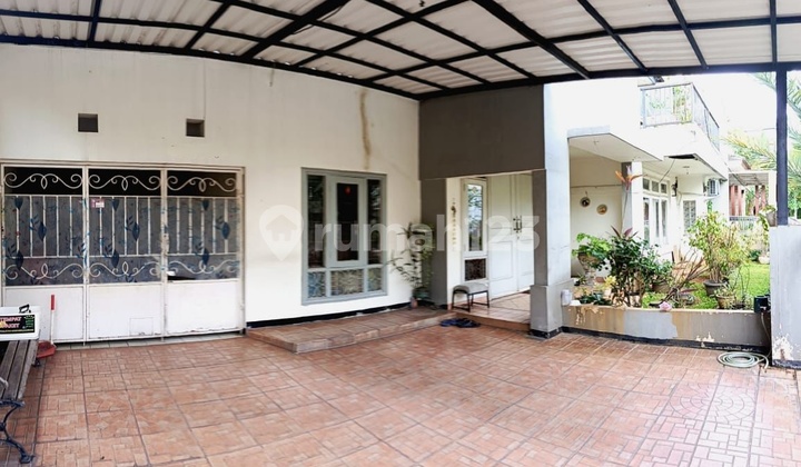 Rumah Terawat 2 Lantai Siap Huni di Puri Bintaro Sektor 9 2