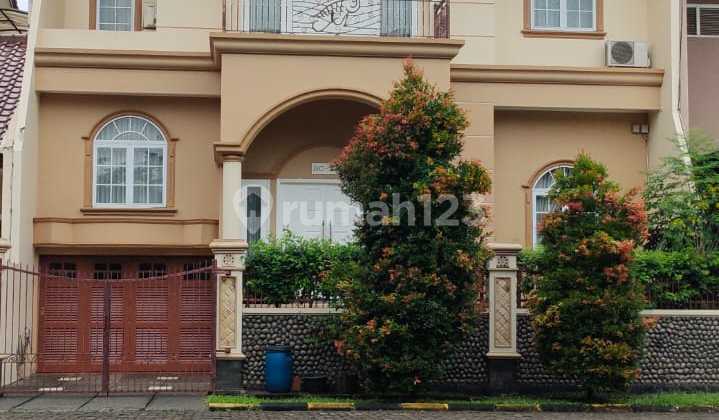 Beautiful House Premium Location in Front of a Spacious Park at Puspita Loka BSD