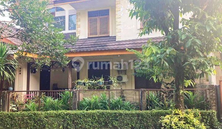 Spacious and Lush 2-Story House in Mandar Bintaro Sector 3 2