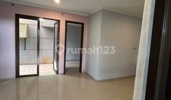 Rumah Hoek 2 Lantai Siap Huni Selangkah Ke Sport Center Graharaya 2