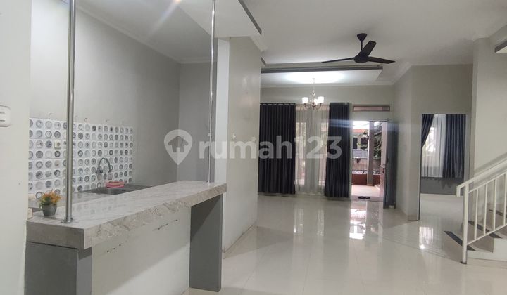 For Rent! Rumah Cantik Nyaman Siap Huni Di Cluster Boulevard Graha Raya For Rent! Rumah Cantik Nyaman Siap Huni Di Cluster Boulevard Graha Raya