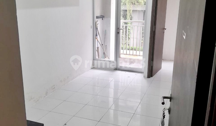 Dijual Cepat! 2 Bedroom Apartemen Emerald Bintaro