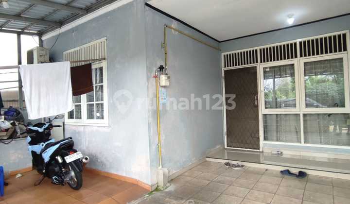 Rumah 1,5 Lantai Siap Huni Row Jalan Depan Luas Di Graha Raya 2