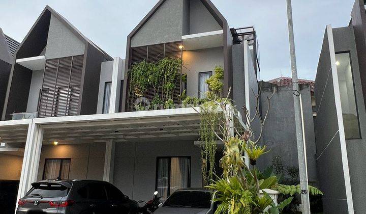 Disewakan Rumah Modern Full Furnished Di Cluster Hyra Graha Raya 1