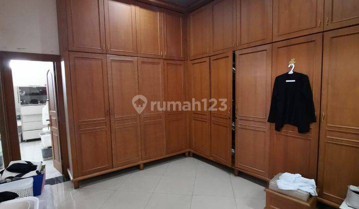 Rumah 2 lantai lokasi premium di boulevard Villa Melati Mas BSD 2