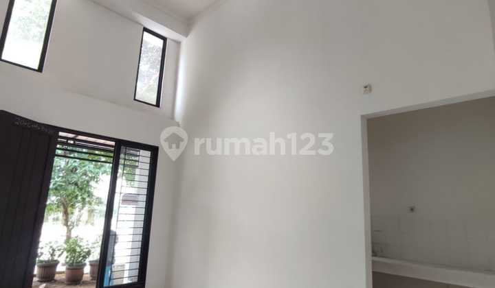 Disewakan Rumah Luas Siap Huni di Cluster Premium Graha Raya Disewakan Rumah Luas Siap Huni di Cluster Premium Graha Raya