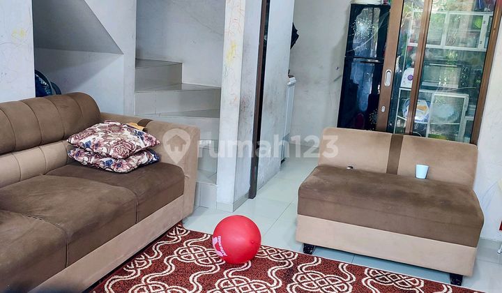 Jual Cepat! Rumah Modern 2 Lantai Siap Huni Di Graha Raya 2