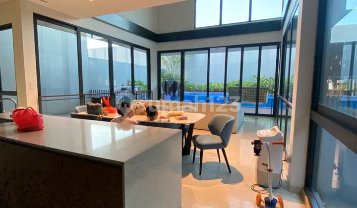 Dijual Rumah Navapark