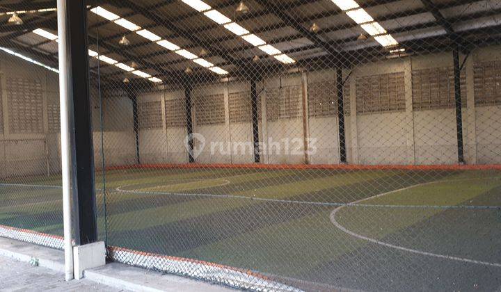 Dijual Gedung Ex Showroom (ada Lap.futsal) Di Kawaraci  2