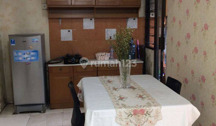 ruang makan dijual 2 bedroom apartemen laguna