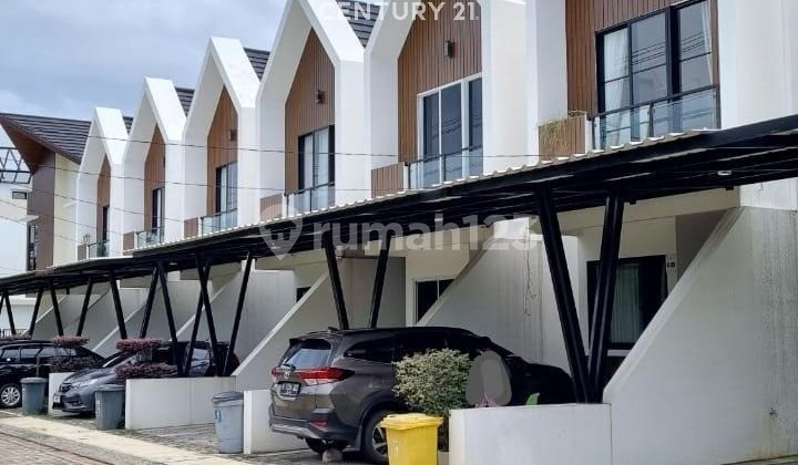 Rumah Bagus Siap Huni Dekat Stasiun MRT Rumah Bagus Siap Huni Dekat Stasiun MRT