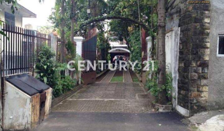 Rumah Strategis Harga Menarik Di Radio Dalam Jaksel 1