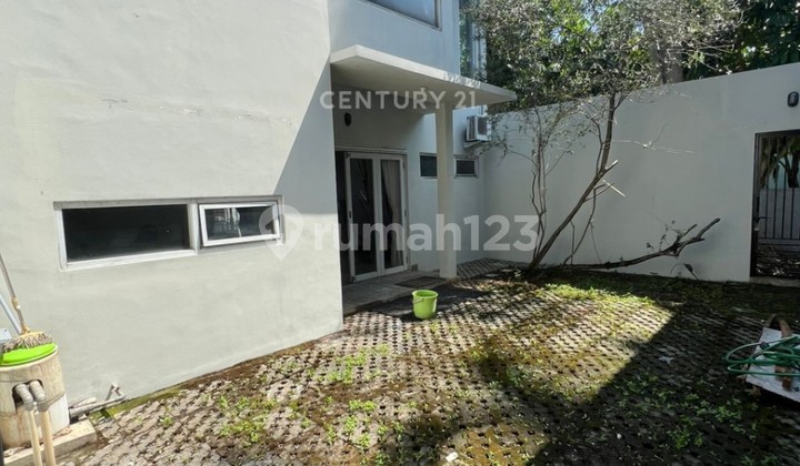 For Sale: Ready-to-Occupy House Near Toll Gate in Bintaro Sector 9 2