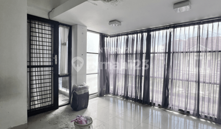 Dijual Rumah Strategis Harga Menarik Dekat Pasar Modern BSD