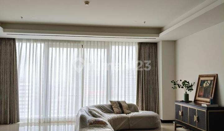 Apartemen Pakubuwono Menteng 3 BR, Siap Huni, Strata