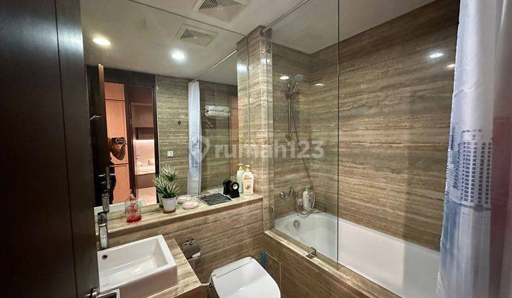 kamar mandi apartment pondok indah residence 1+1br