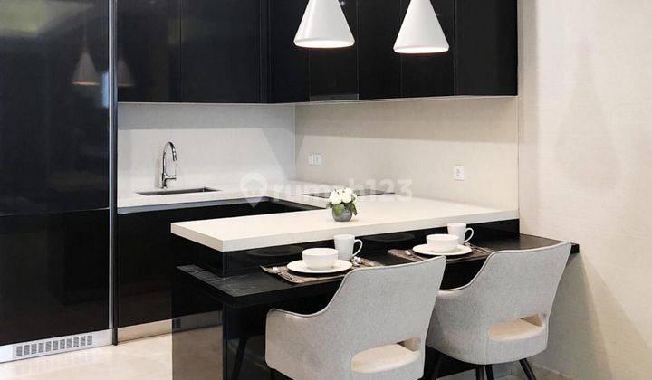 ruang makan apartment pondok indah residence 1