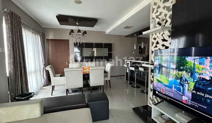Apartment Thamrin Executive Residence 3 BR Bagus Furnished 2