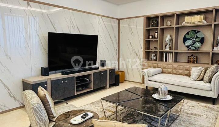 Senopati Suites Apartment 4 BR Good Furnished Senopati Suites Apartment 4 BR Good Furnished