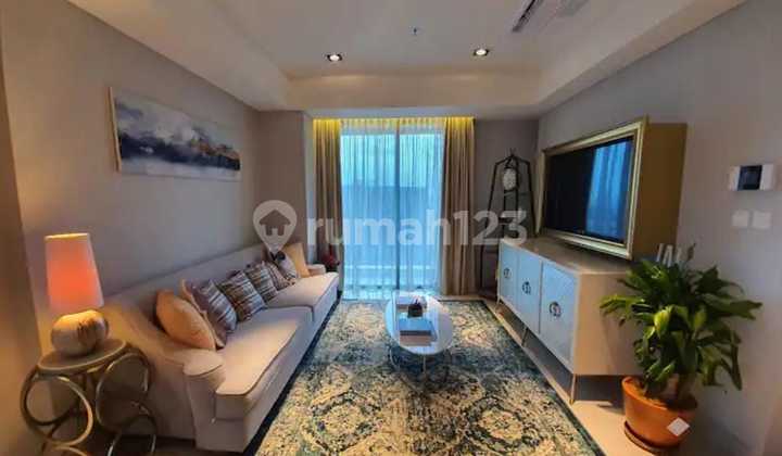 Apartemen Casa Grande 3 BR, Strata, Bagus