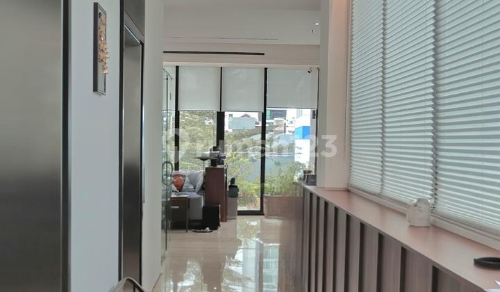 Apartment La Vie All Suites  4 BR Bagus Semi Furnished 2