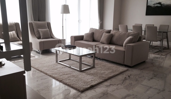 Apartemen Botanica 3 BR Bagus, Strata Furnish 2