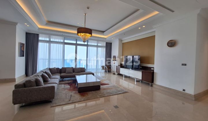 Apartment Raffles Residences Bagus Furnished 4 BR