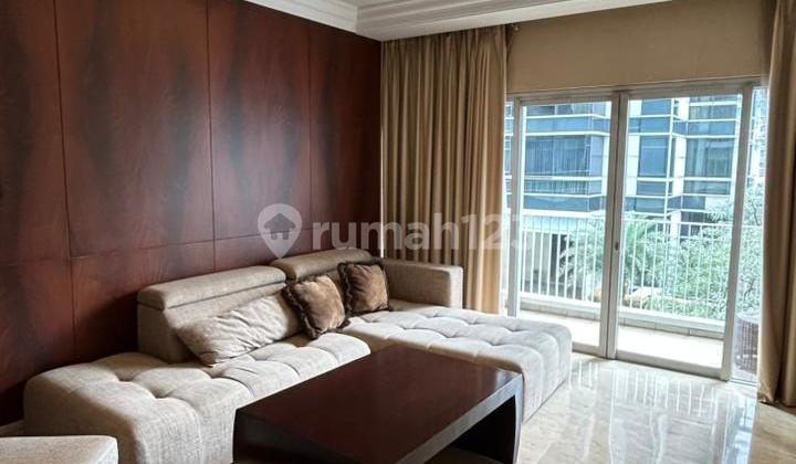 Apartemen The Residence 3 BR ,Siap Huni, Strata, Full Furnished