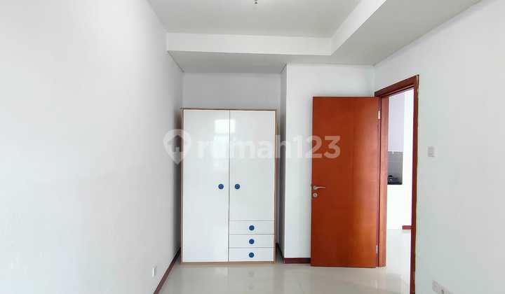 Unfurnished 1 BR Apartment 2