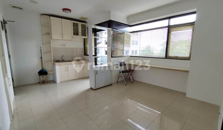 Dijual 2 BR di Hook, Cervino Apt, Hanya 500M Dari Mal Kokas, Ari 2